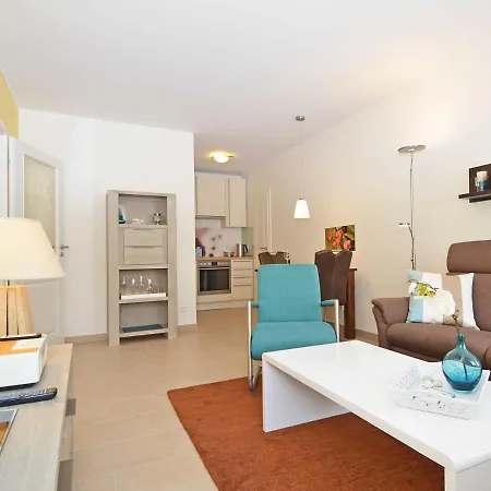 Rosa - Apt. 10